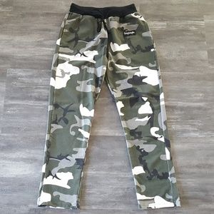 Grey Camo Black Banded Dongtanghe Sweats